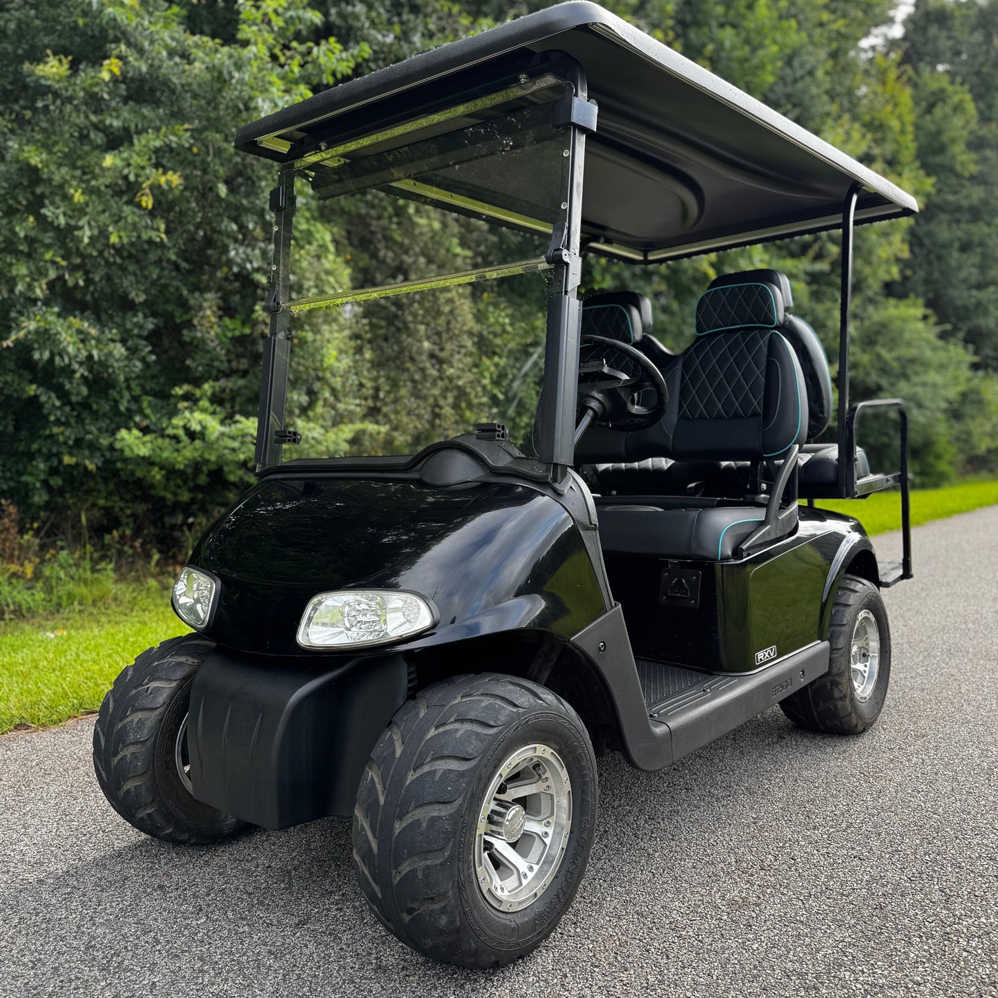 EZGO RXV 2011 - with New Trojan Batteries $4,500