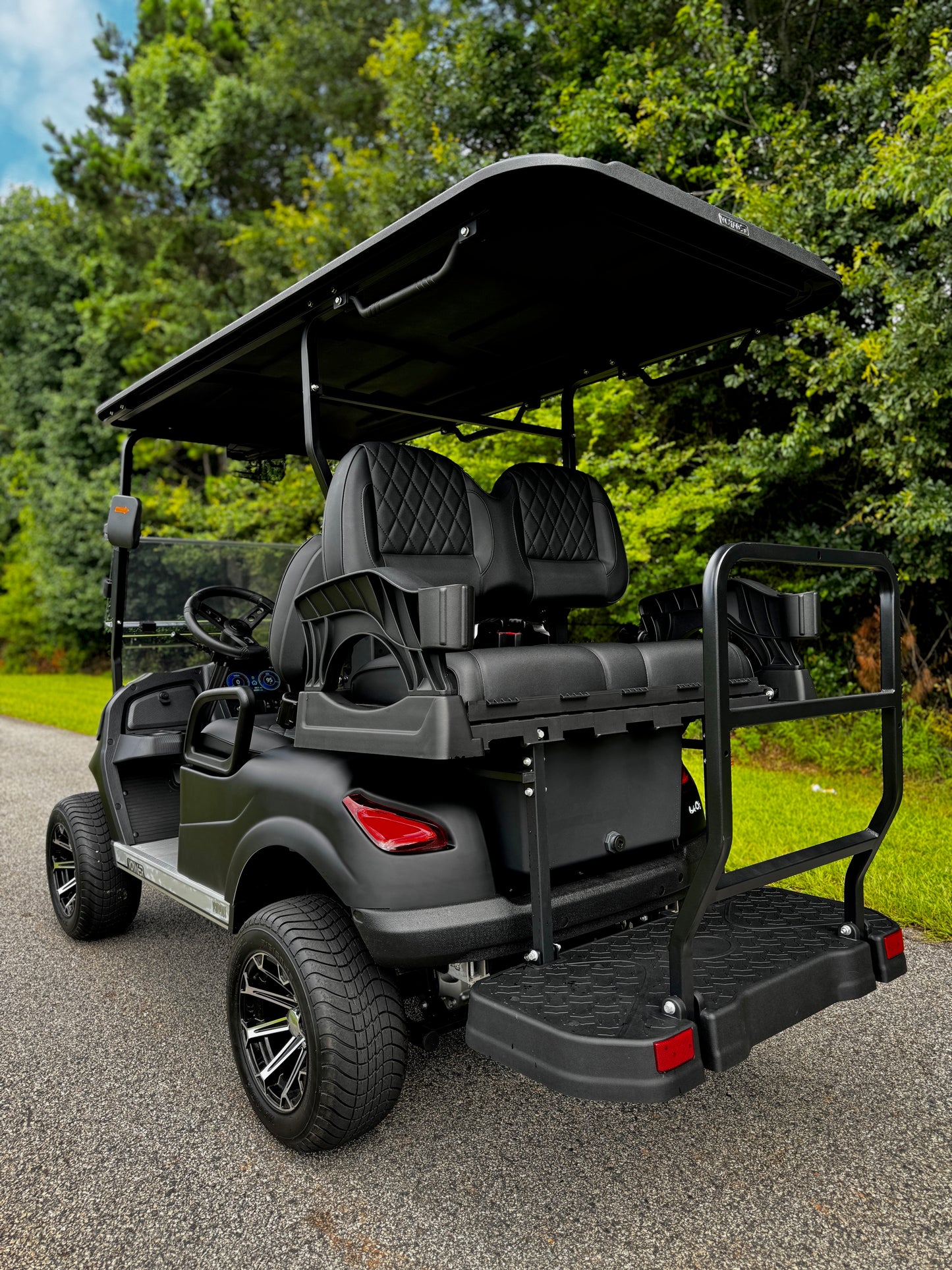 *ON SALE!* Voyager Patriot 4-Passenger 2025 72V Lithium - Midnight Matte $12,495