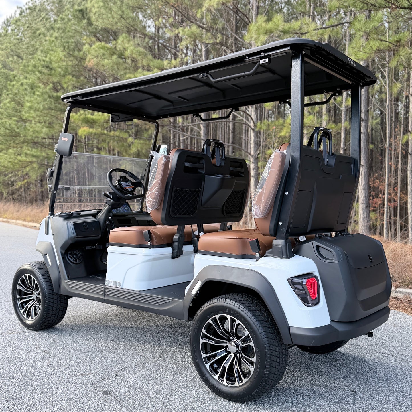 *Available for Pre-Order* Voyager Commander Forward-Facing 2026 72V Lithium - Fresh Powder $12,995