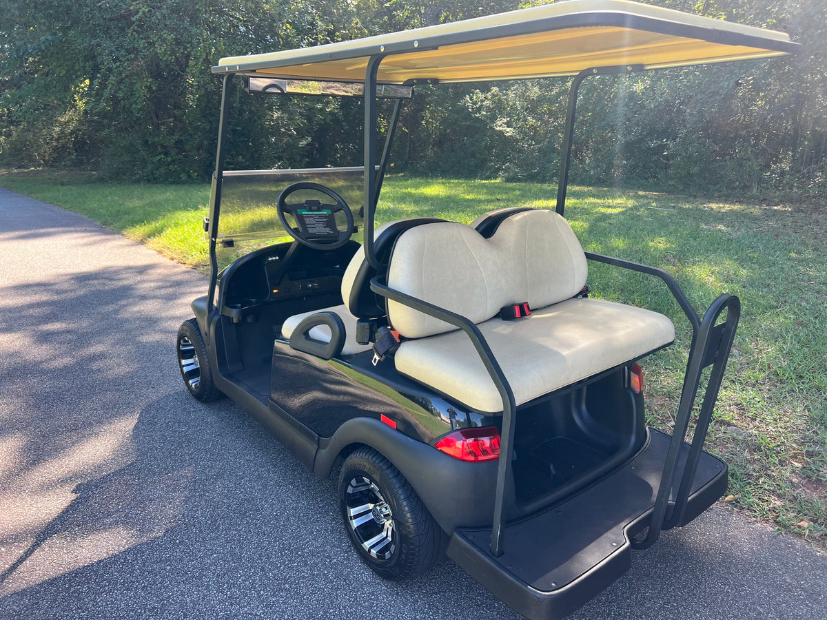2009 Club Car Precedent 4 passenger  - $5,500